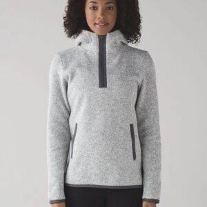 Lululemon Fleece Woman’s Size 6 Cold Pullover Heathered White Dark Carbon
